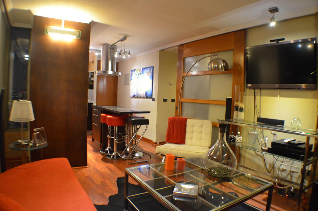 Apartamentos Capital Santiago Quarto foto