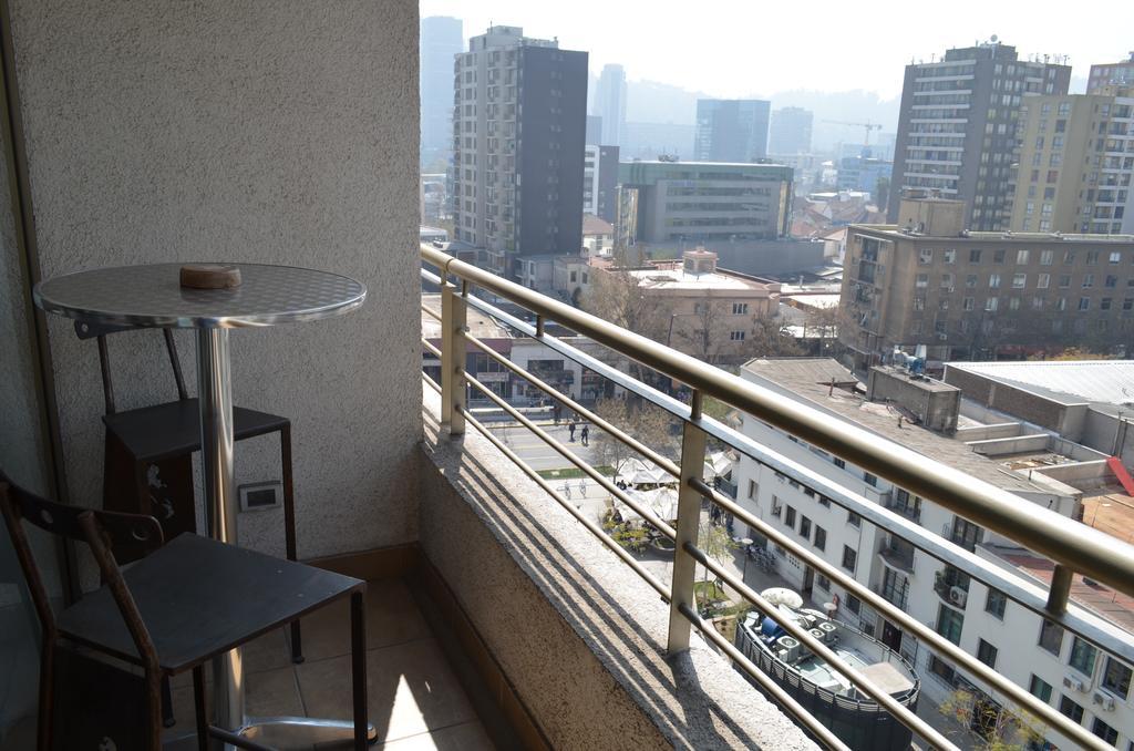 Apartamentos Capital Santiago Quarto foto